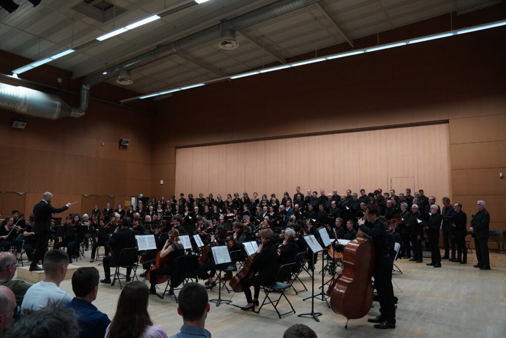 Lire la suite à propos de l’article Orchestre éphémère