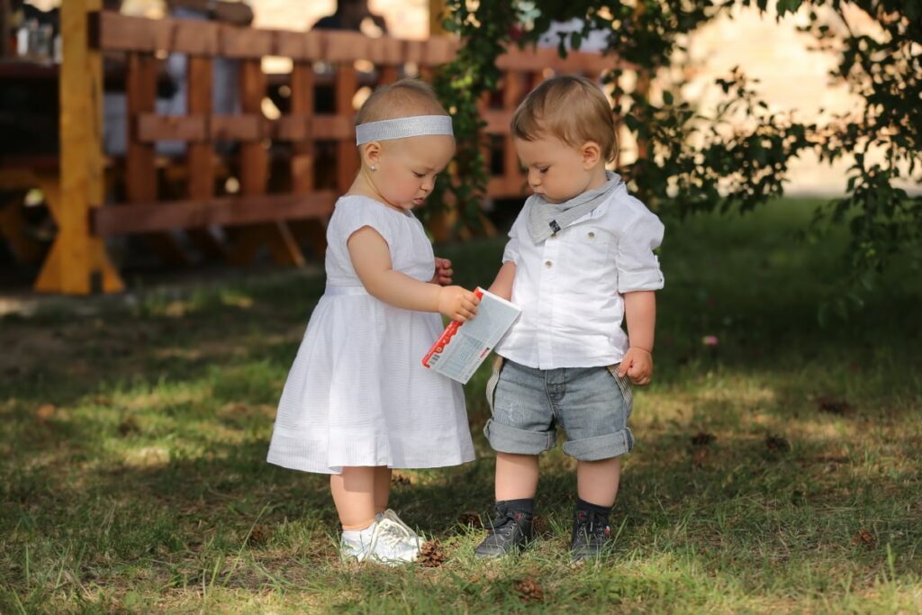 Lire la suite à propos de l’article Ateliers parents/enfants : « bébé marcheur », « 2 ans » et « 3ans » (1-3 ans)